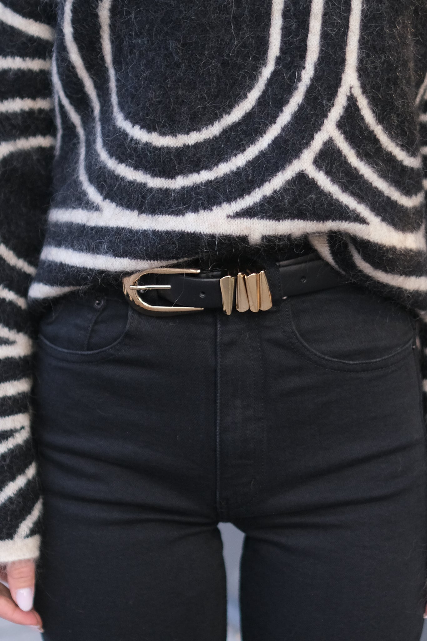 Azelia Buckle Leather Belt Black