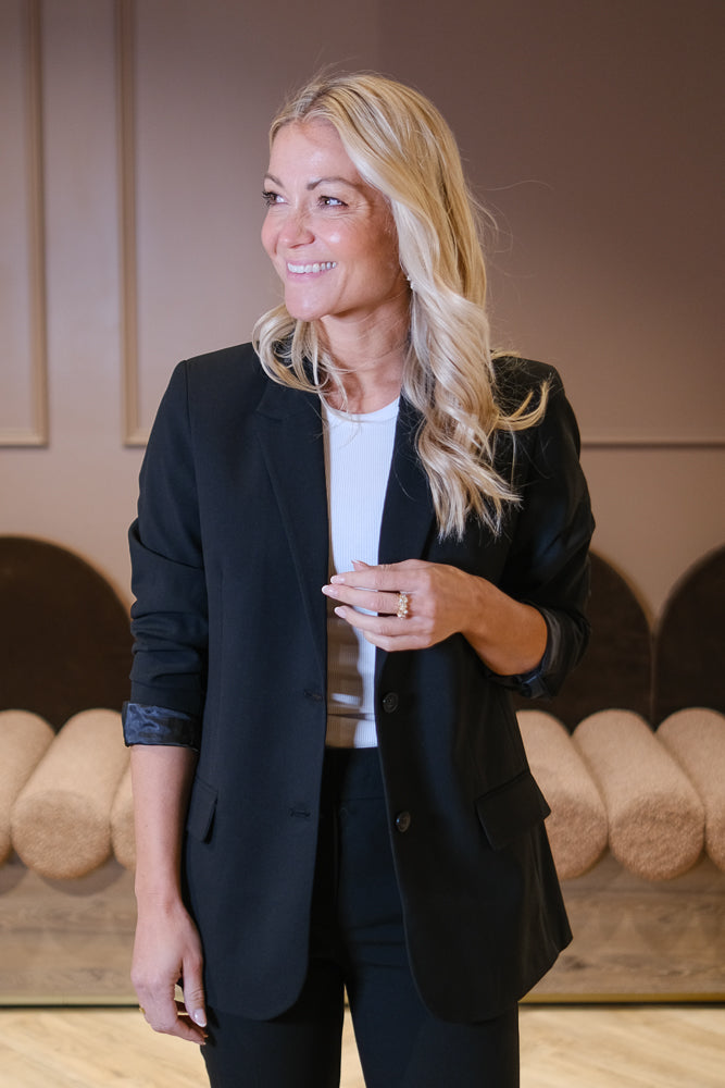 Hannah Blazer Black