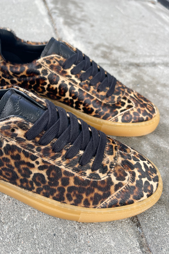 CPH433 Hairy leather Leo