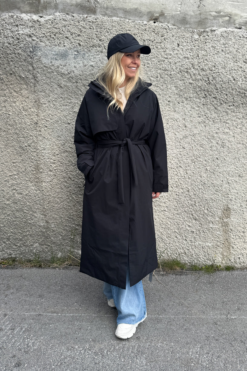 Åse Insulated Coat Black