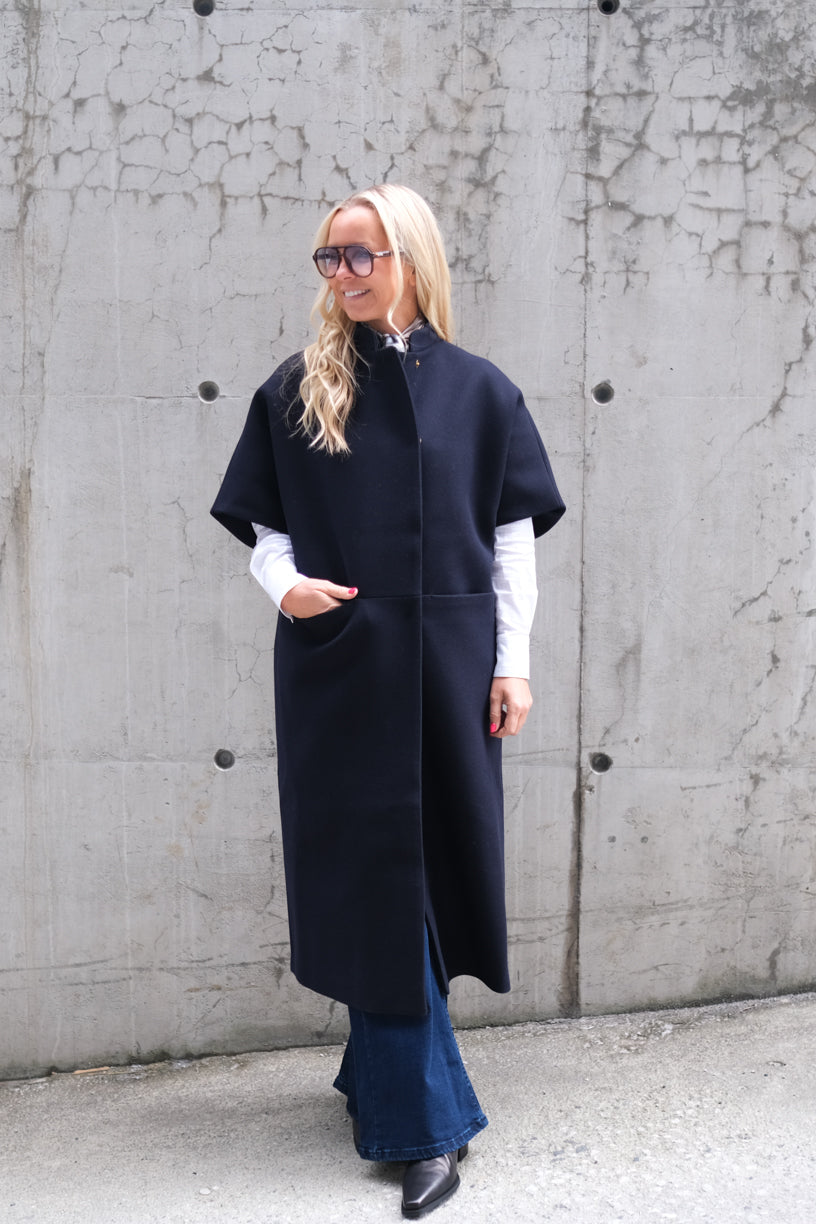 Long Mok Coat Navy