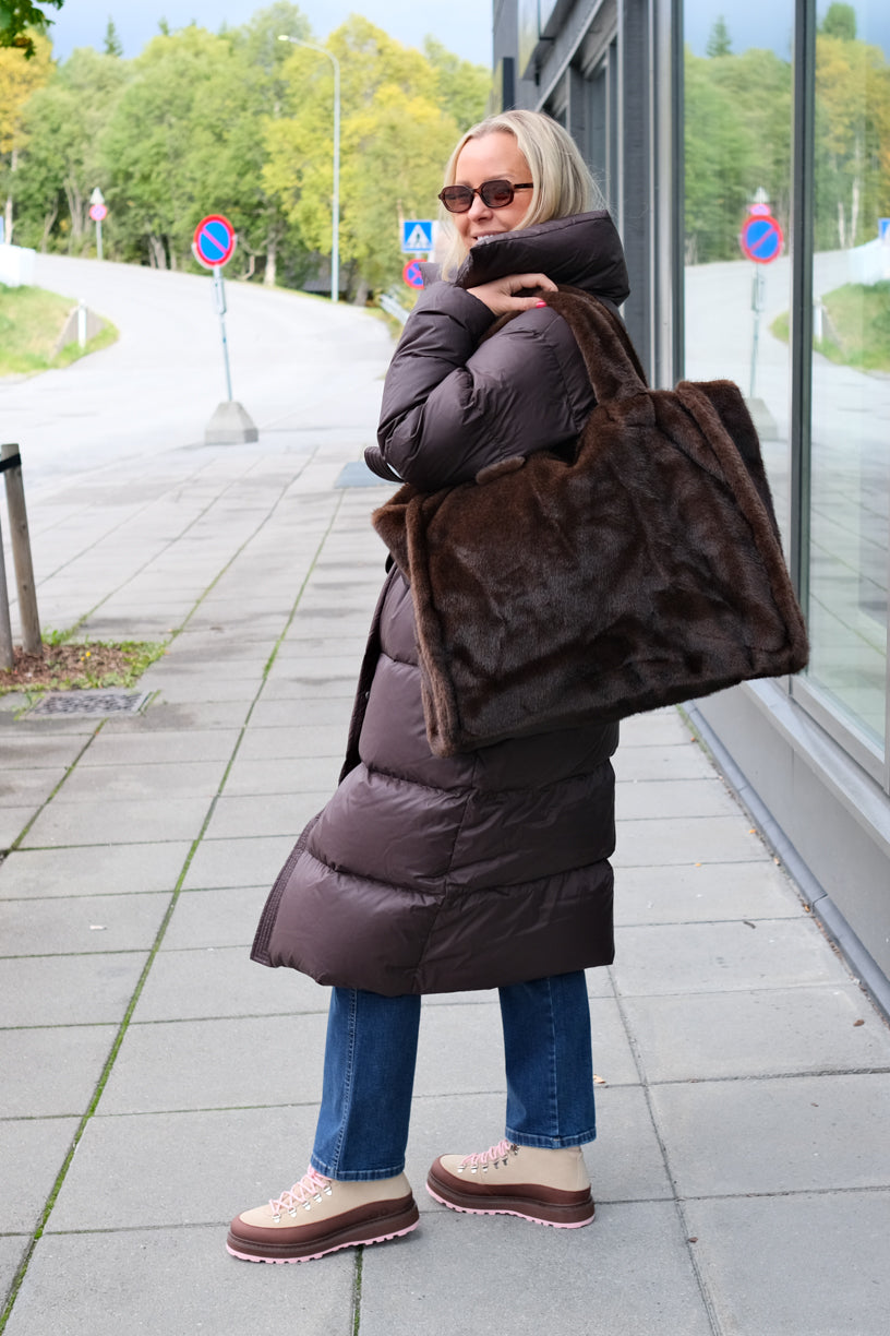 Weekend Bag Fuskepels Brun