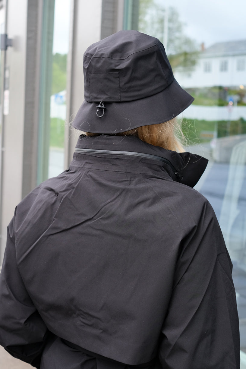 Øya Bucket Hat Black