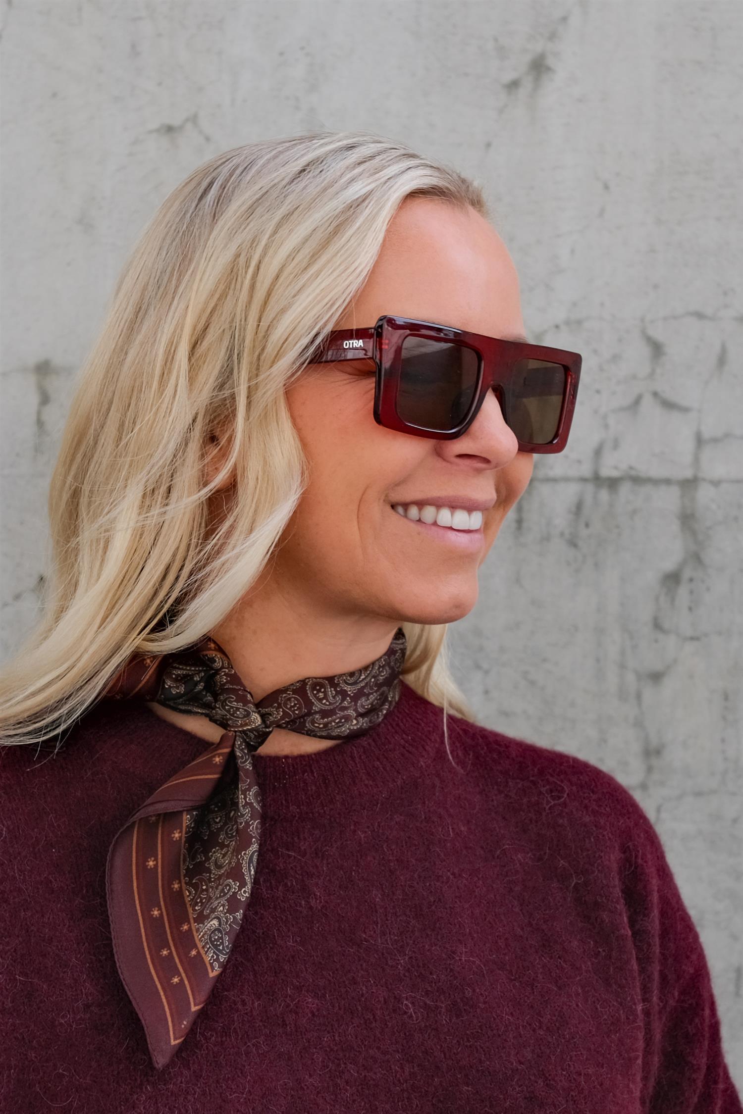 Silke Skjerf Square Burgunder/Sort