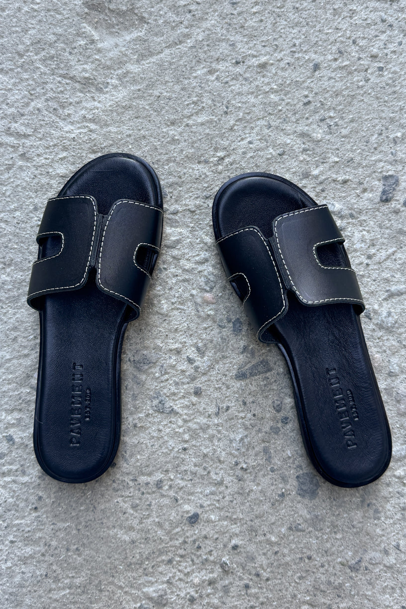 Pam Sandals Black