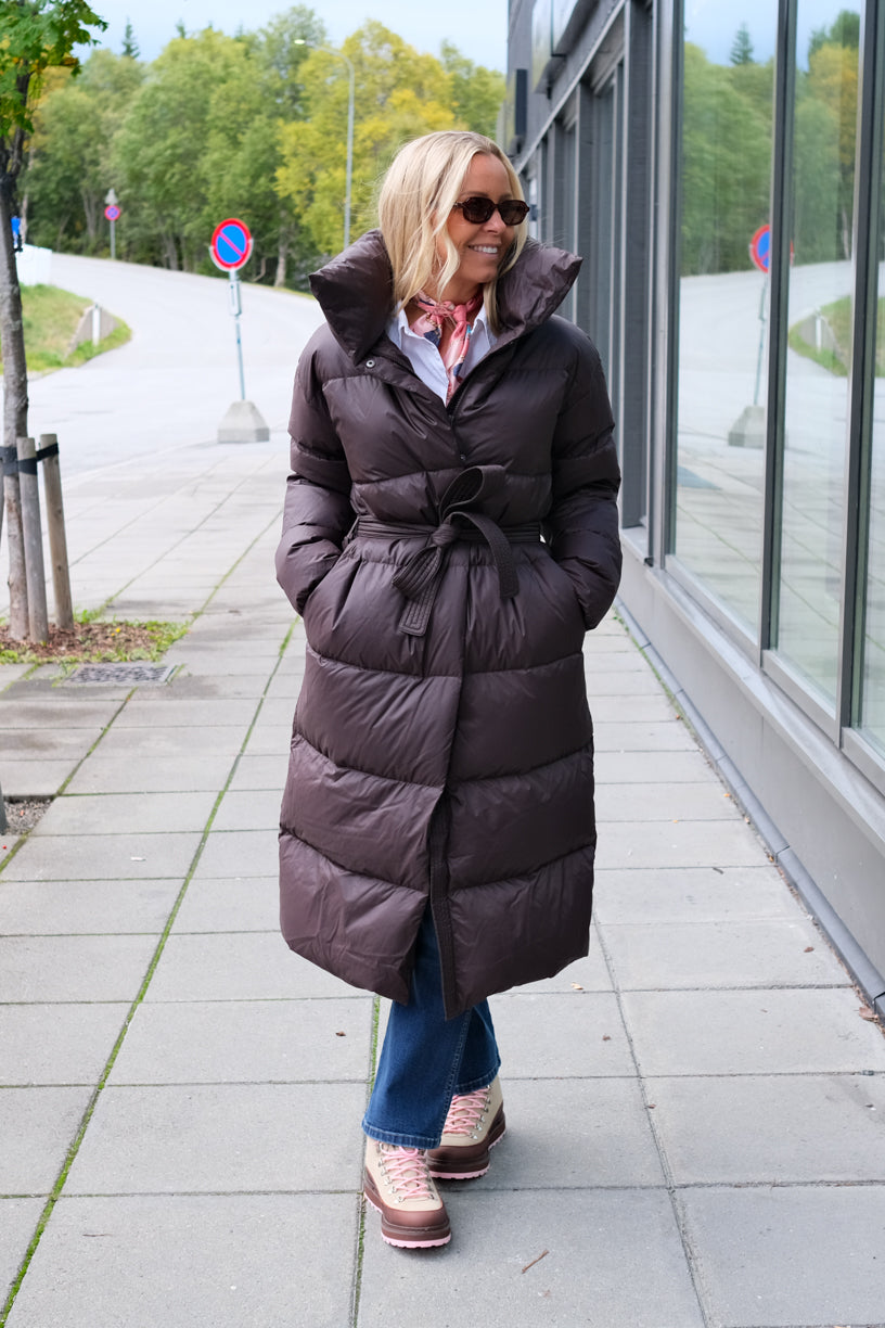 Dakota Down Coat Brown