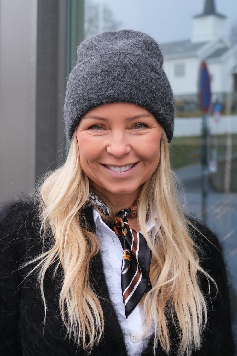 Leia Beanie Blackish Melange