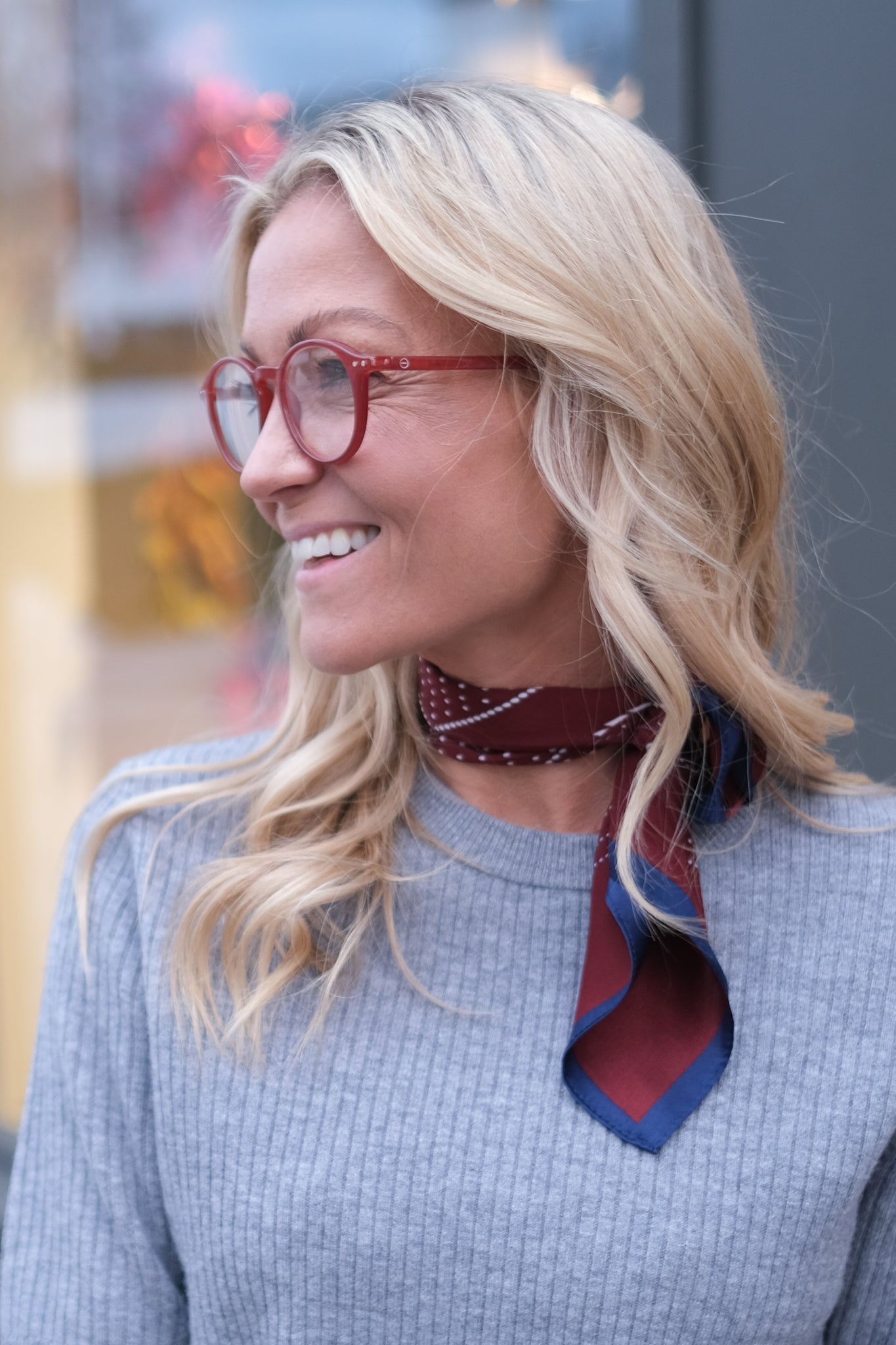 Silke Skjerf Square Burgunder/Hvit/Navy Paisley