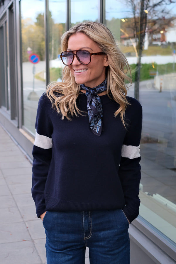 Avel Crew Neck Jumper Navy