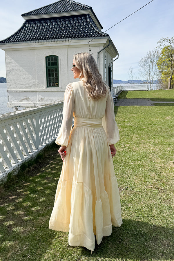 Dress Royale Soft Butter