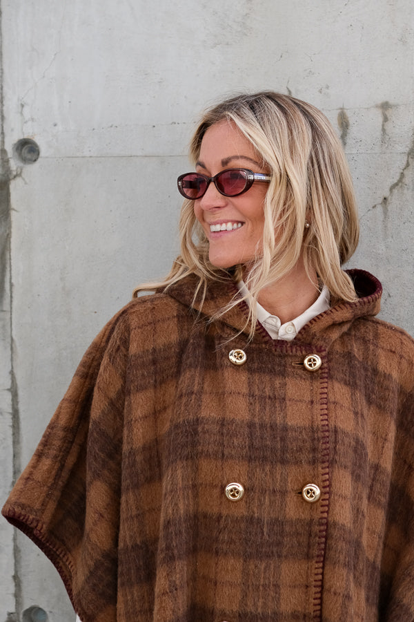 Tailored Cape Autumn Checks
