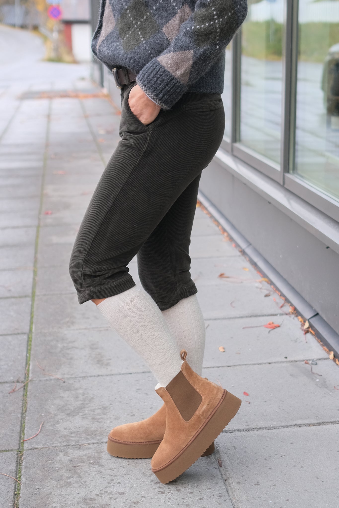 Aspen Cord Knickers Army