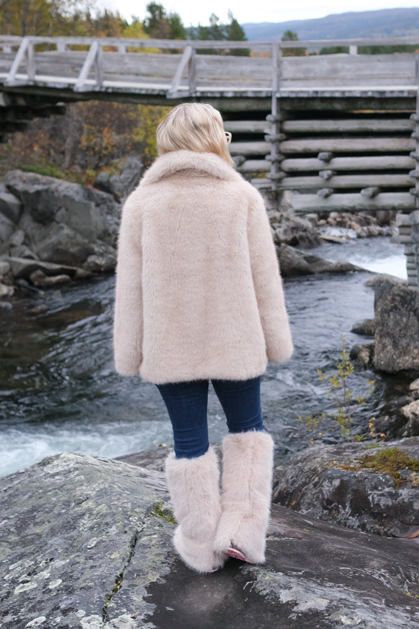 Noma X Samsara Fuskepelsjakke Lys Beige