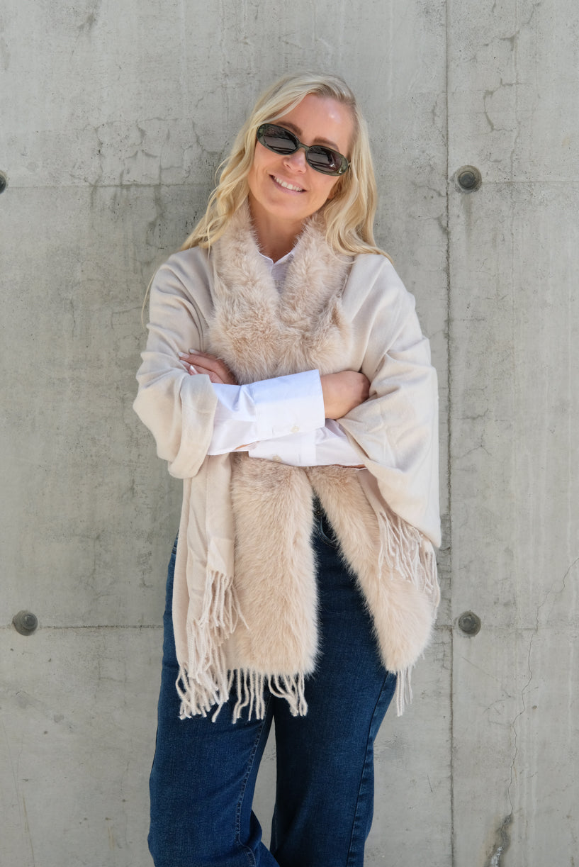 Ull Skjerf Med Fuskepels Lys Beige