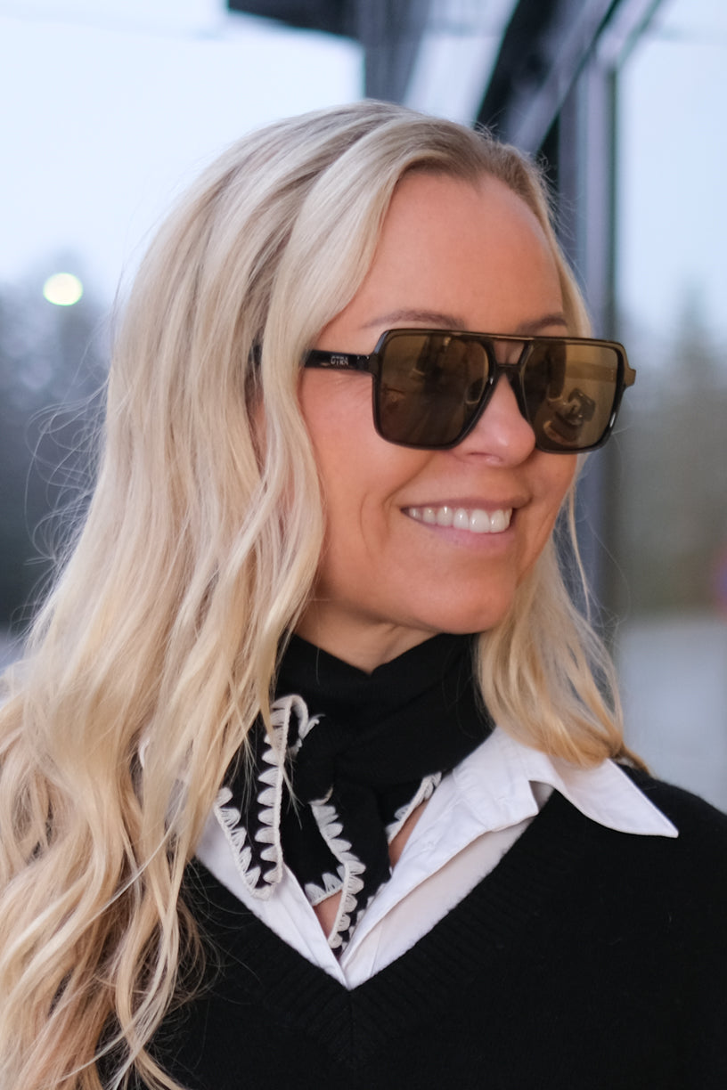 Mina Stitched Merino Scarf Black