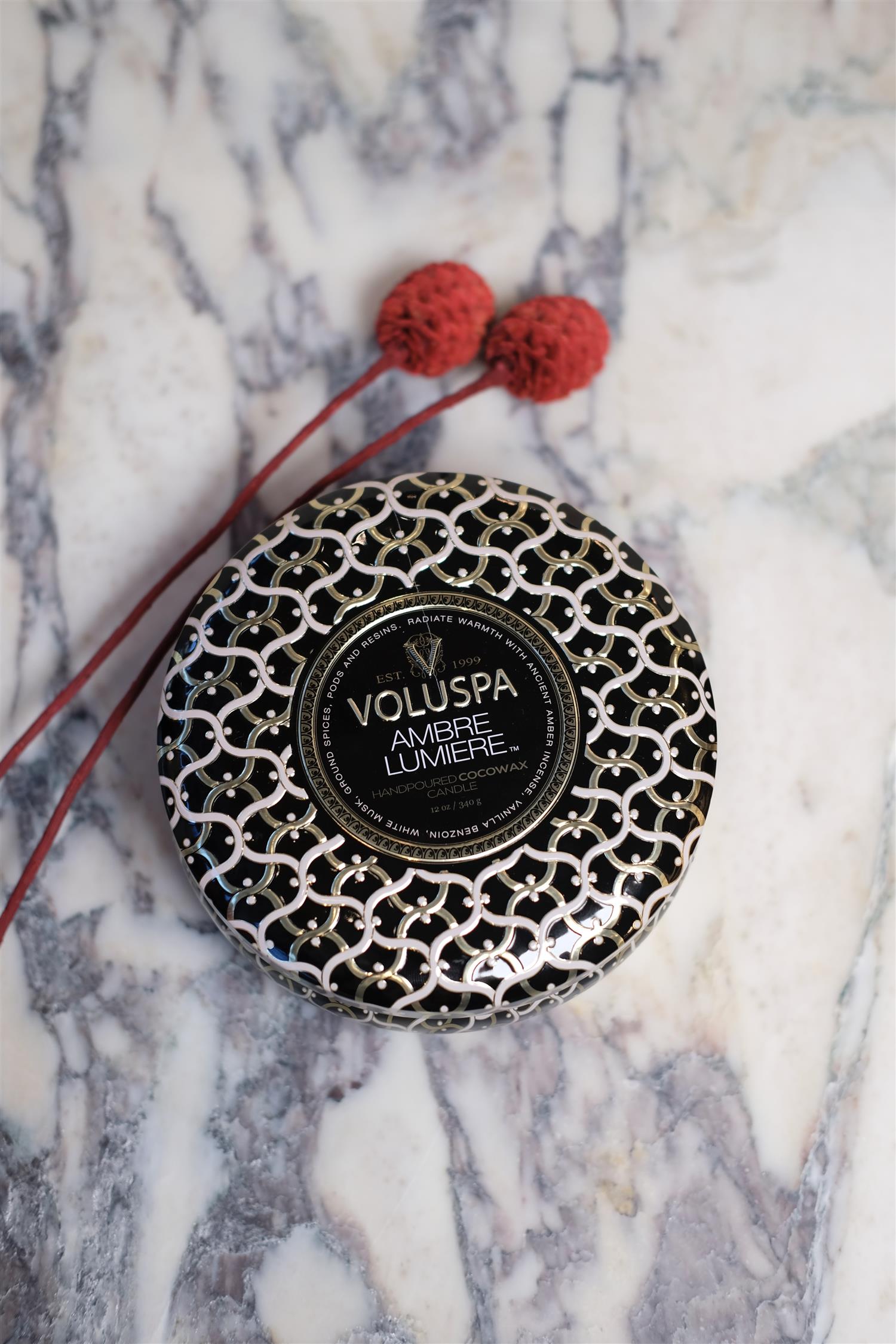 Ambre Lumiere 3 Wick Tin Candle 40timer