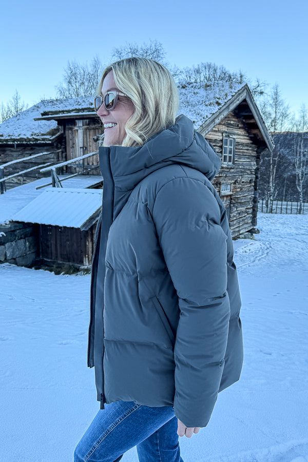 Halo Down Jacket Thyme