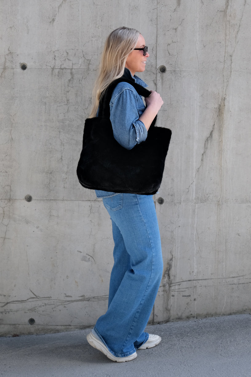 Astrid Weekendbag Sort