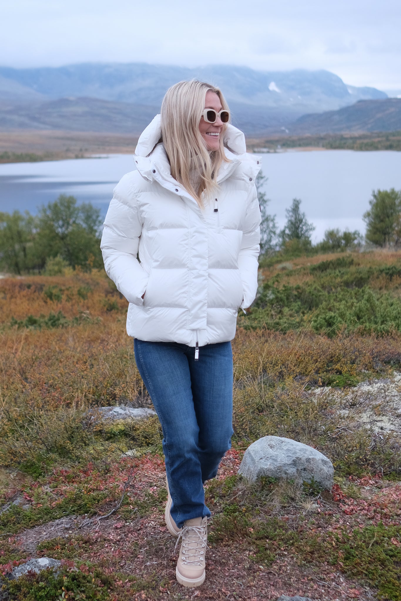 Stella Down Jacket Cloud White