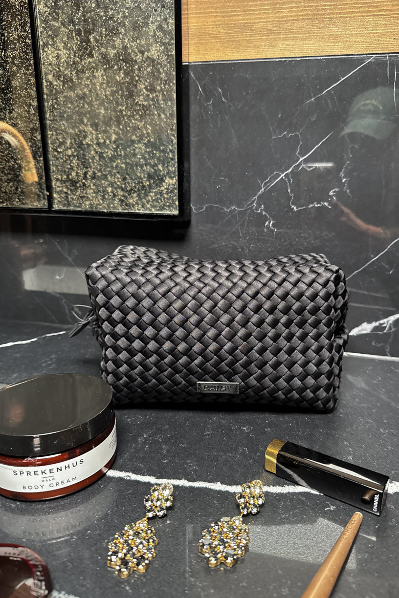 Day Braiding Washbag Black