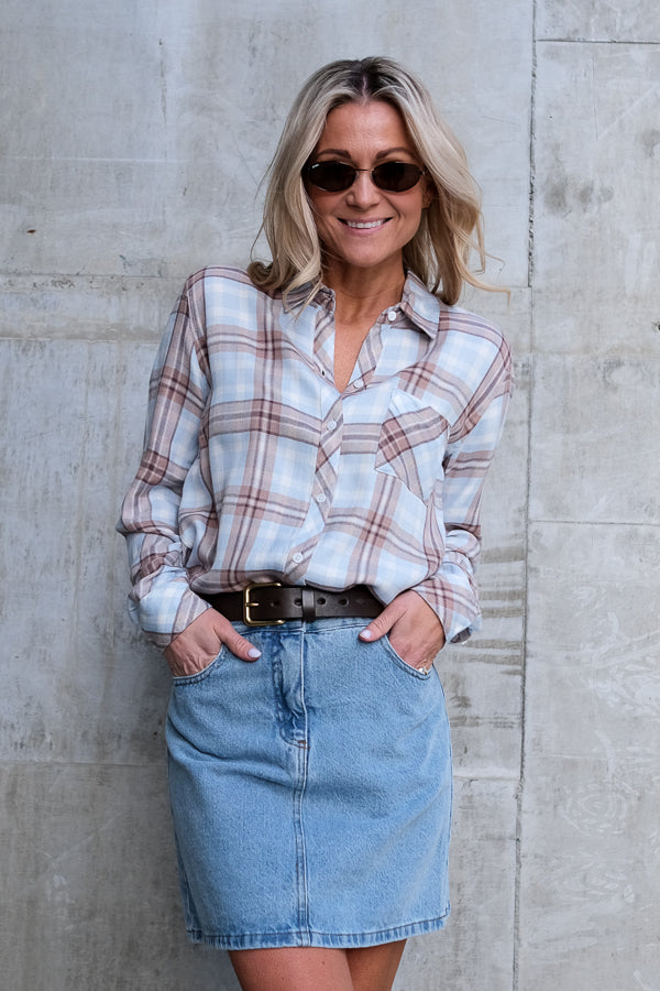 Hunter Chambray Ivory