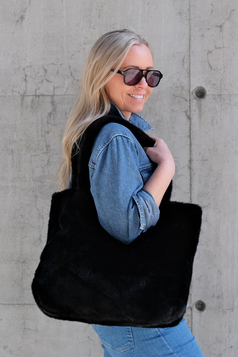 Astrid Weekendbag Sort