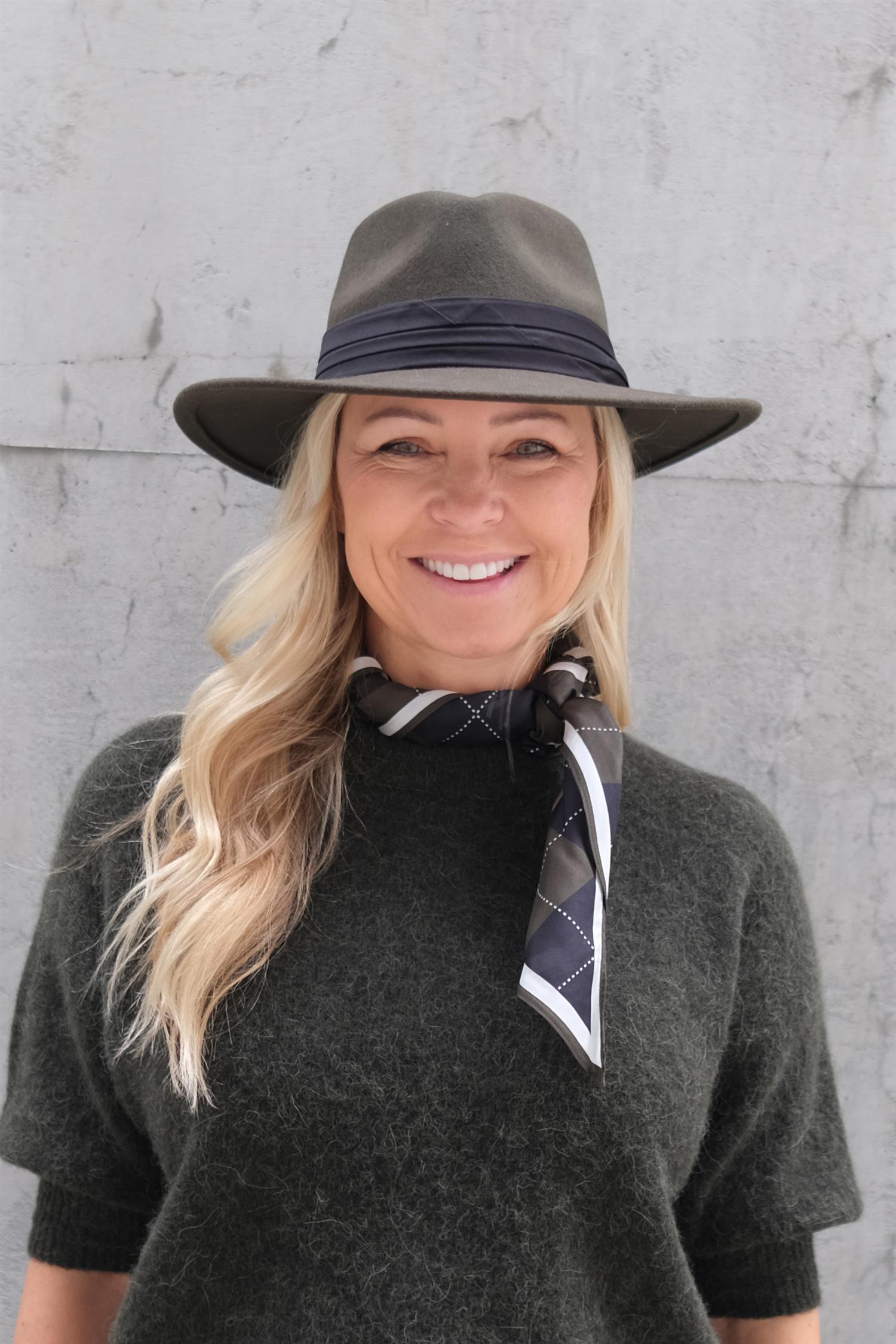 Ull Hatt Med Bånd Grønn