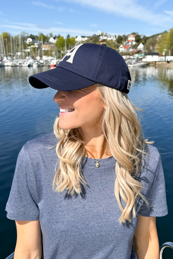 Eden Heart Caps Dk Navy