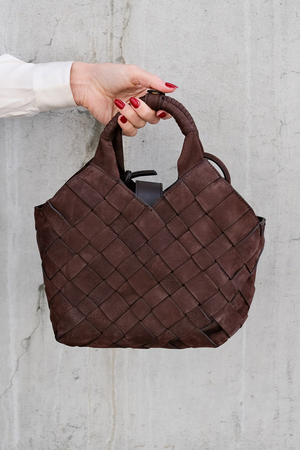 Misu Medium Umber Nubuck