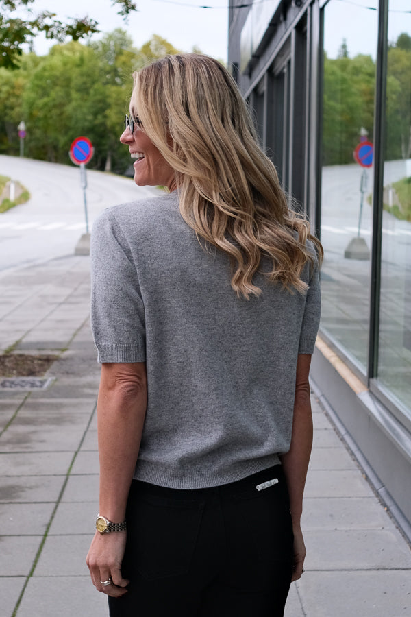 Janet Short Sleeve Knit Grey