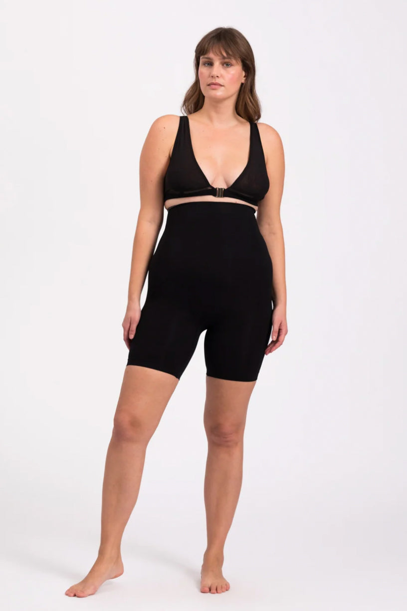Alturra Highwaist Shaping Shorts black