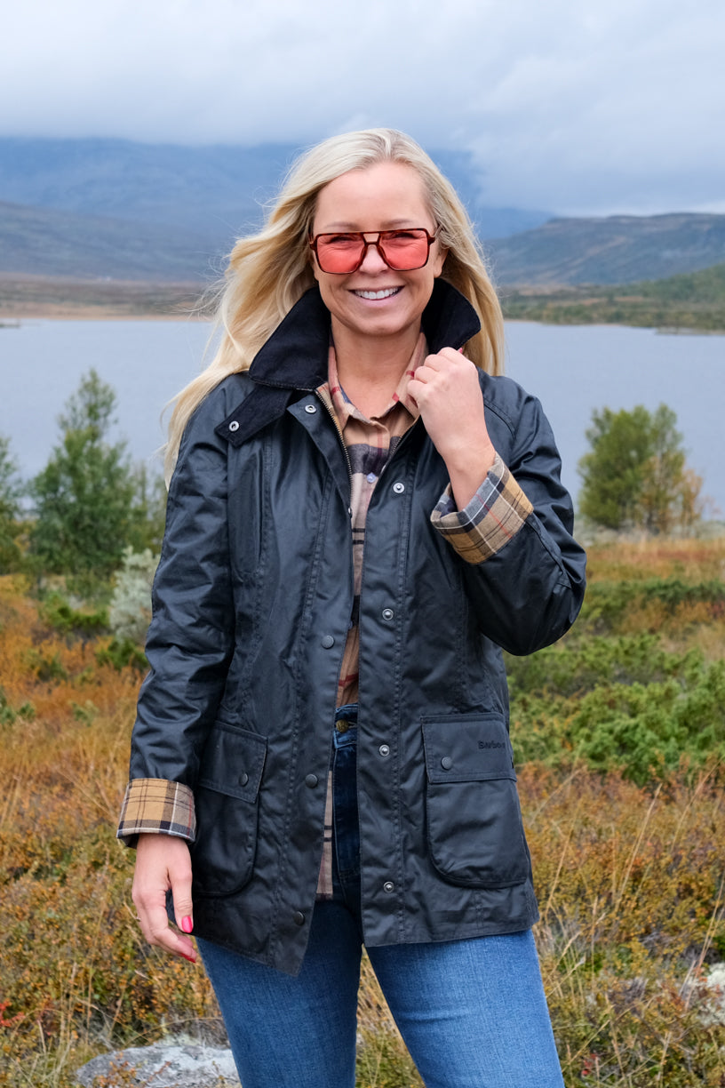 Beadnell Wax Jacket Navy