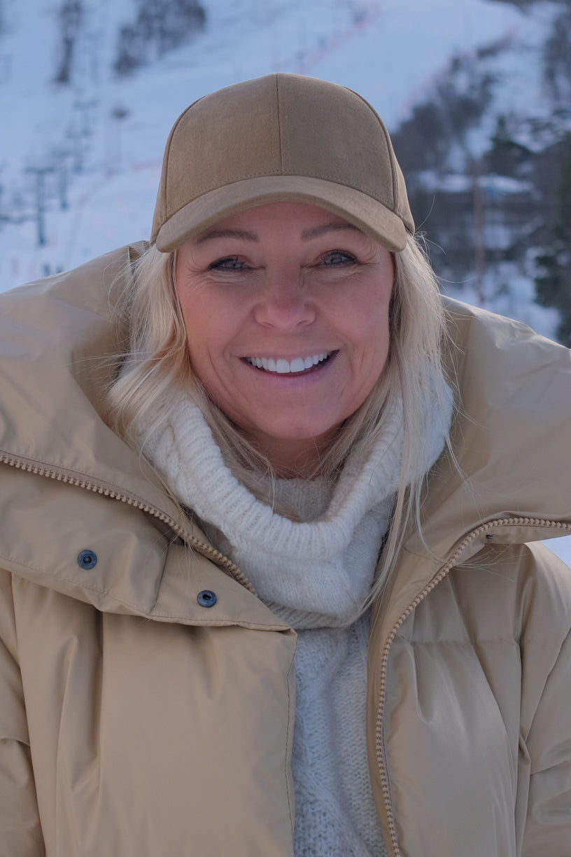 Alcantara Mandorla Taupe