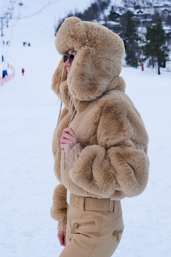Cher Fluffy Aviator Hat Caramello