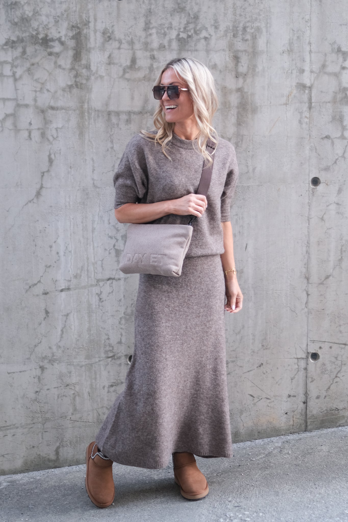 Woolen Crossbody Pouchy Brindle
