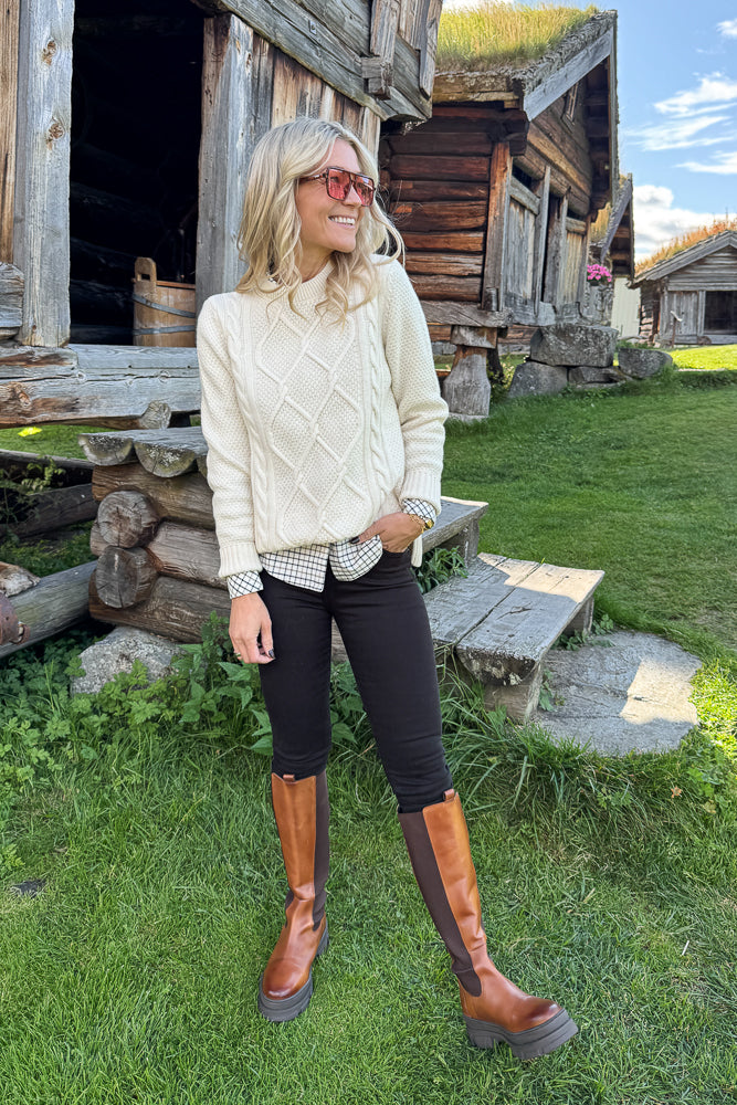 Burne Crew Knitted Jumper Ecru