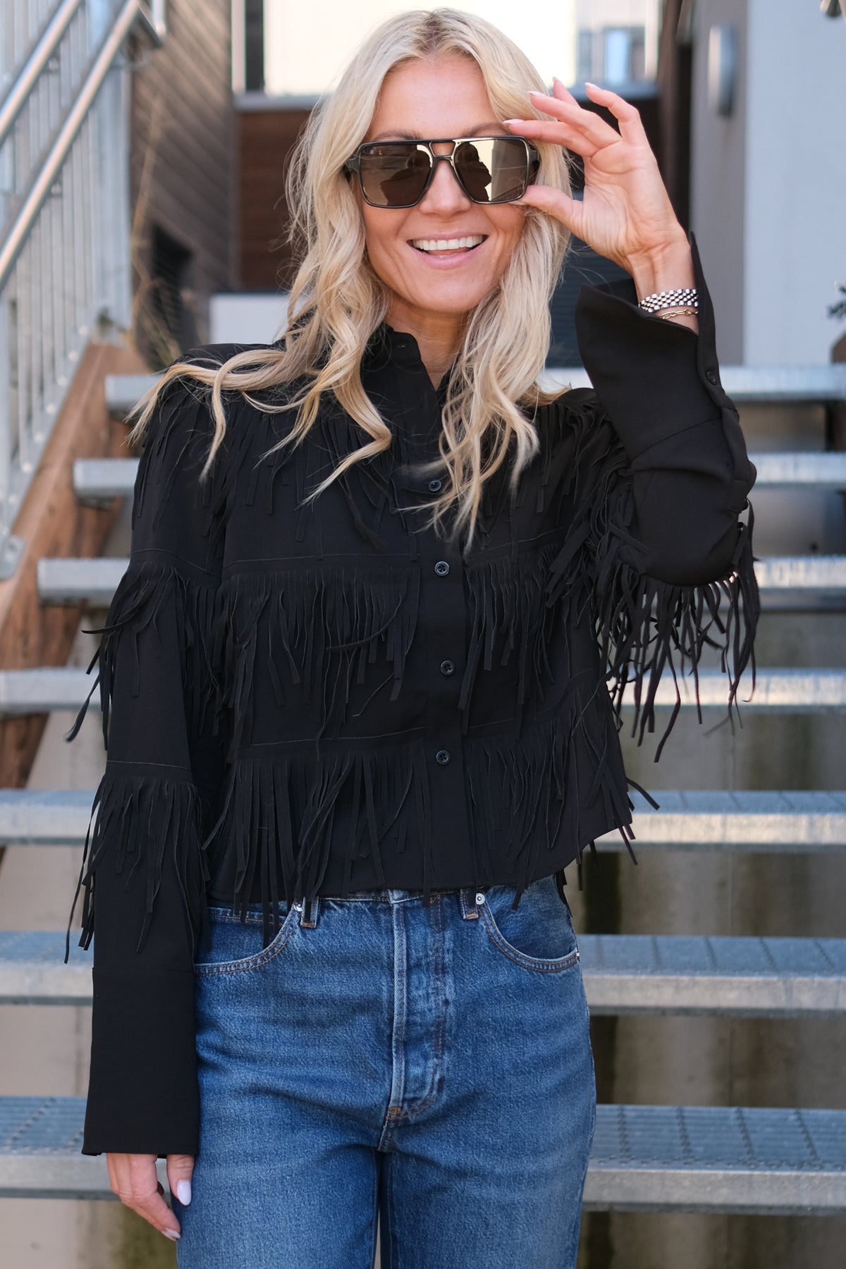 Dancing Cropped Shirt Black