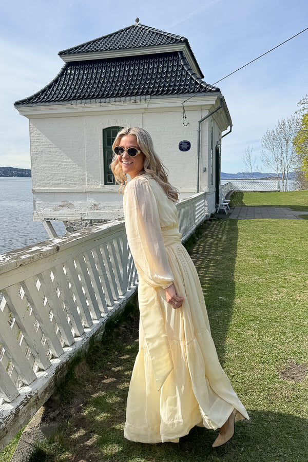Dress Royale Soft Butter