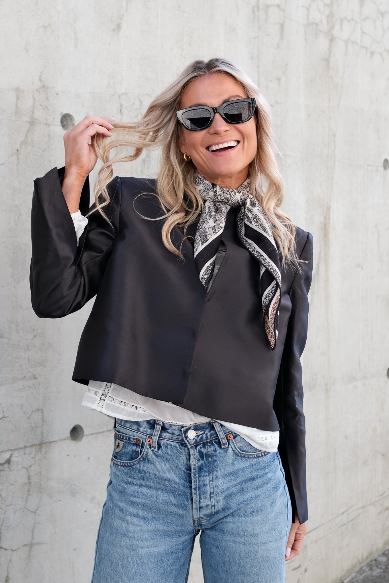 Ruthie Cropped Long Sleeve Blouse Black