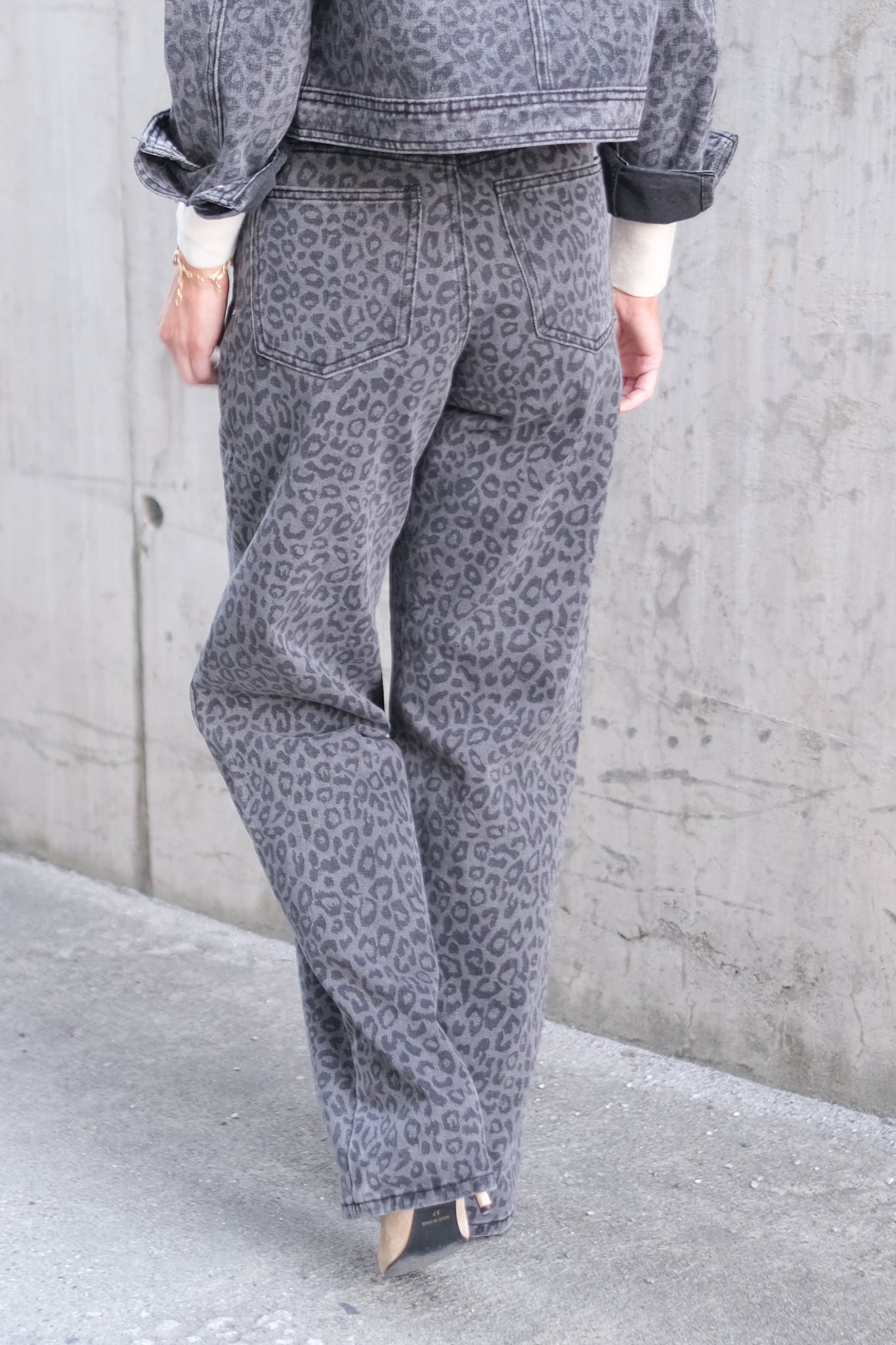 Robin Jeans Carbone