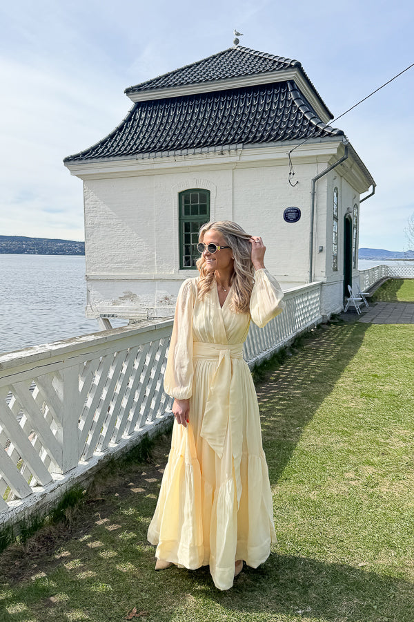 Dress Royale Soft Butter