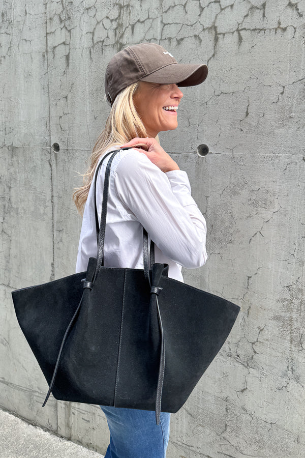 Large Mochi Black Suede