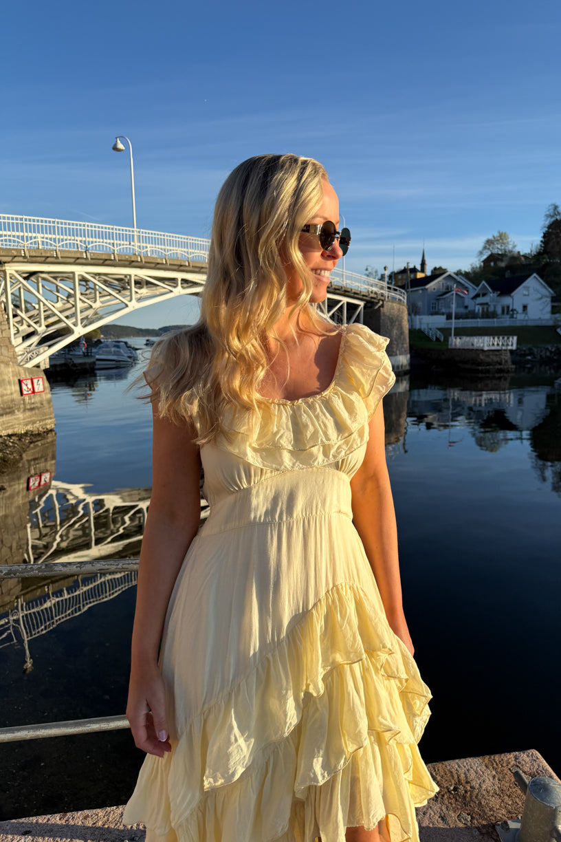 Moonshake Dress Soft Butter