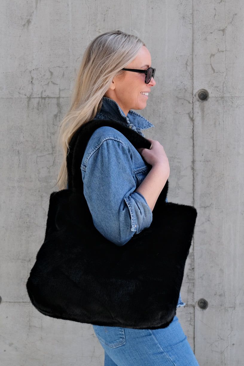 Astrid Weekendbag Sort