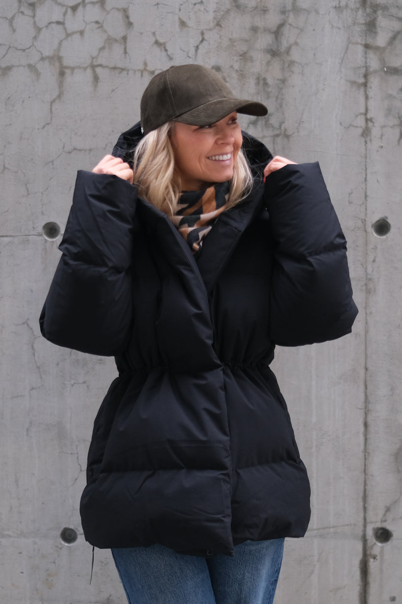 Brosundet Down Jacket Black