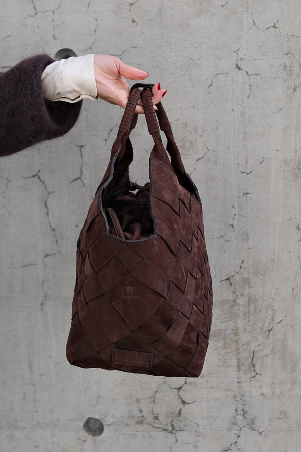 Misu Large Umber Nubuck