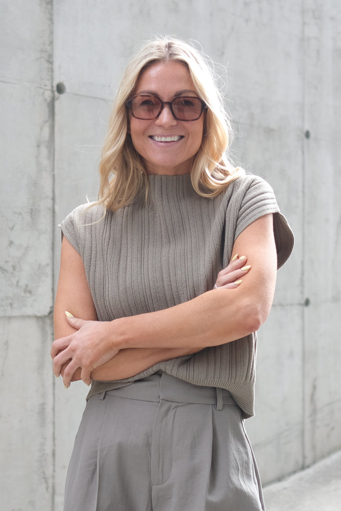 Sylvie Funnel Top Khaki