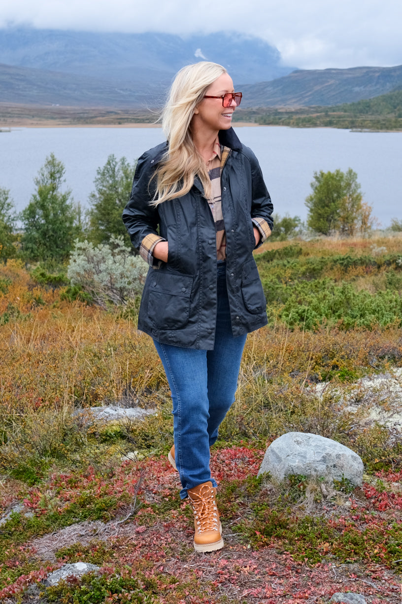 Beadnell Wax Jacket Navy