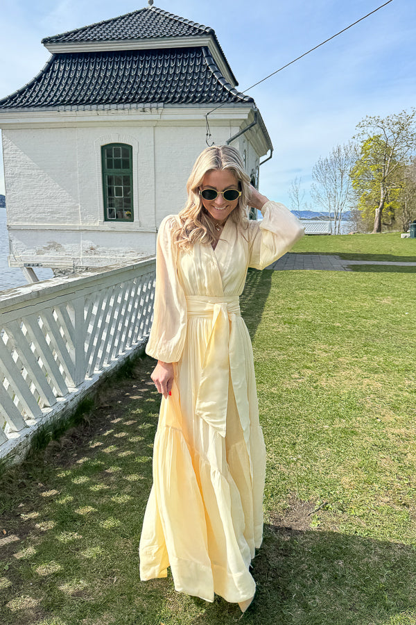 Dress Royale Soft Butter