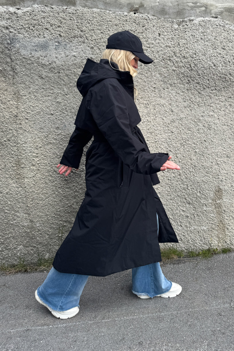 Åse Insulated Coat Black